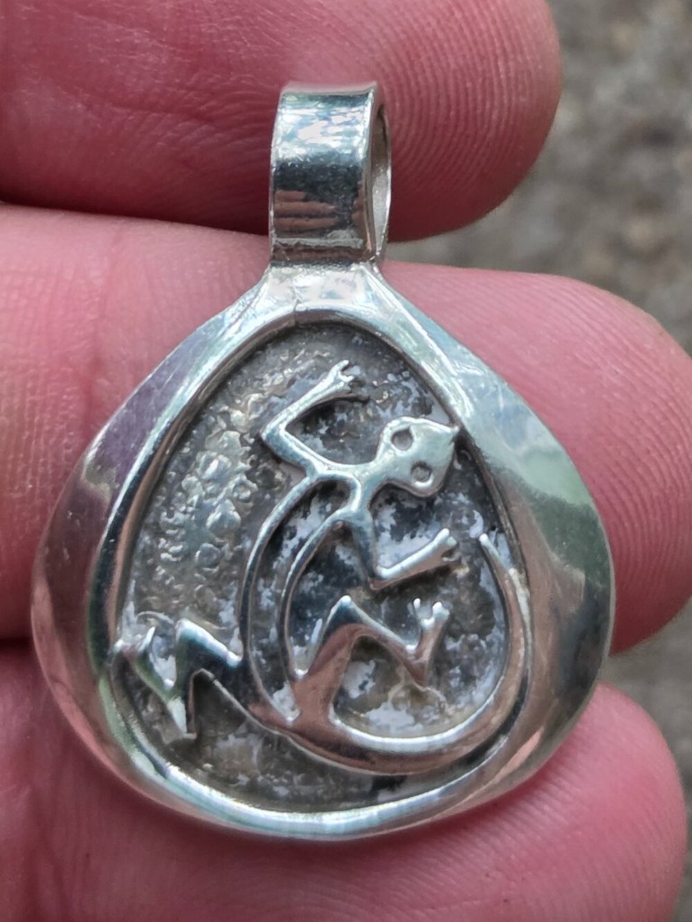 VINTAGE STERLING SILVER GECKO LIZARD PENDANT 925 SOUTHWEST 5.2 G ESTATE